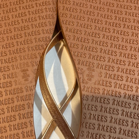 Tkees Riley Flip Flops in Beach Pearl (Rose Gold) - Picture 7 of 8